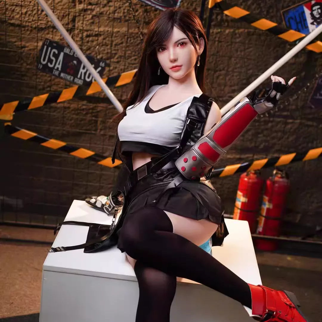 1/1 Scale Tifa Lockhart-(FF7) Final Fantasy VII